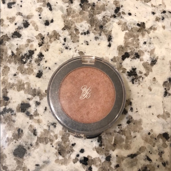 Youngblood Pressed Blush in Sugar Plum - Picture 2 of 5